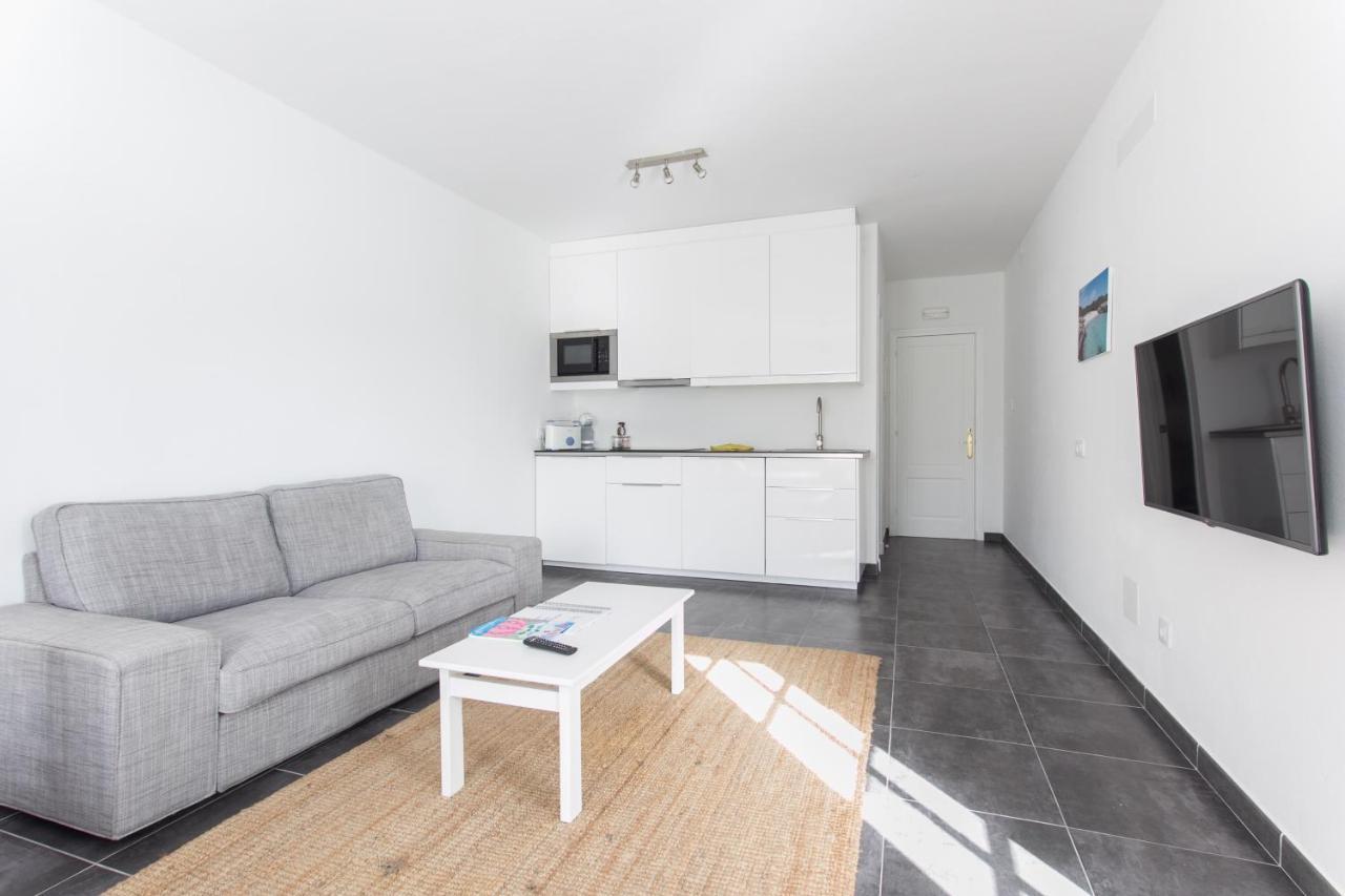 Apartamento Gama Estudio Apartment Кала Галдана Екстериор снимка