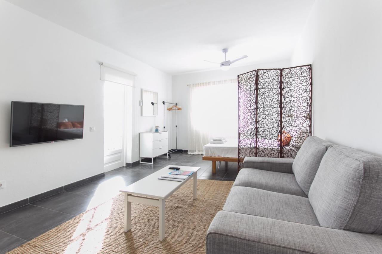 Apartamento Gama Estudio Apartment Кала Галдана Екстериор снимка